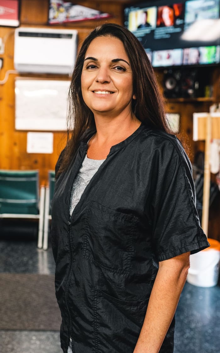 Amy, barber at Walnut Street Barber Shop